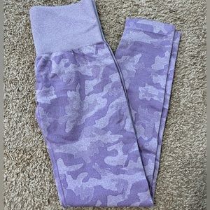 NVGTN Lilac Camo Seamless Leggings S